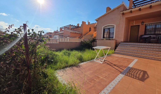 Återförsäljning - Bungalow -
Torrevieja - Zona Los Frutales