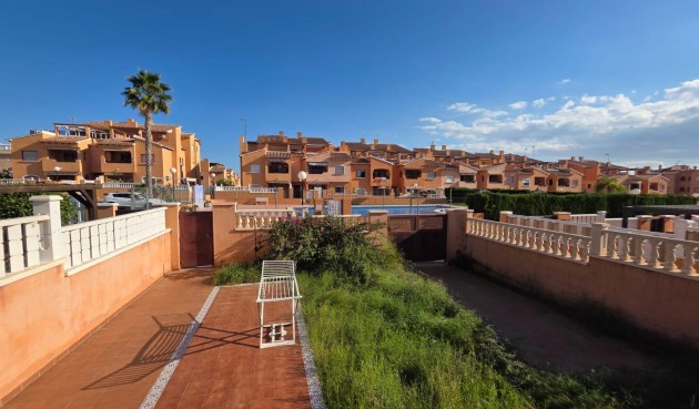 Återförsäljning - Bungalow -
Torrevieja - Zona Los Frutales