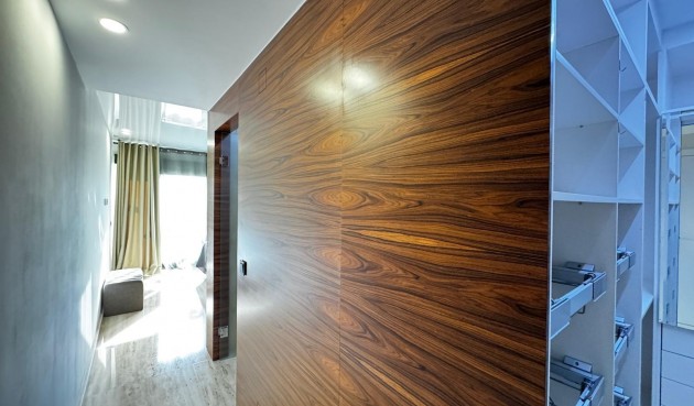 Återförsäljning - Takvåning -
Torrevieja - Estacion De Autobuses