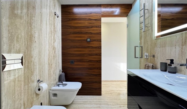 Återförsäljning - Takvåning -
Torrevieja - Estacion De Autobuses