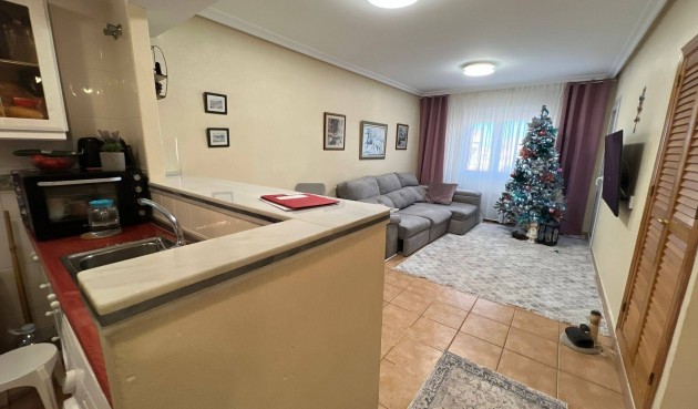 Brukt - Apartment -
Torrevieja - aguas nuevas