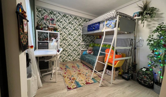 Brukt - Apartment -
Torrevieja - aguas nuevas