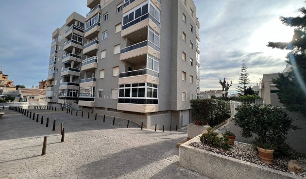 Brukt - Apartment -
Torrevieja - aguas nuevas
