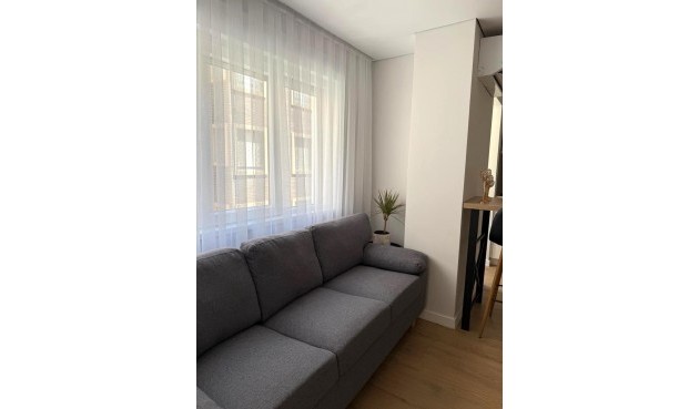 Återförsäljning - Apartment -
Torrevieja - Paseo Maritimo