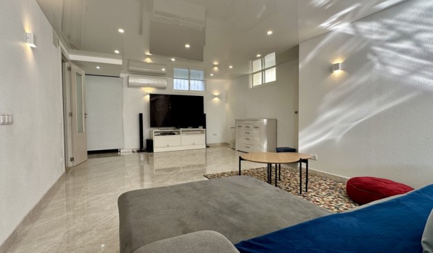 Återförsäljning - Villa -
Orihuela Costa - Costa Blanca