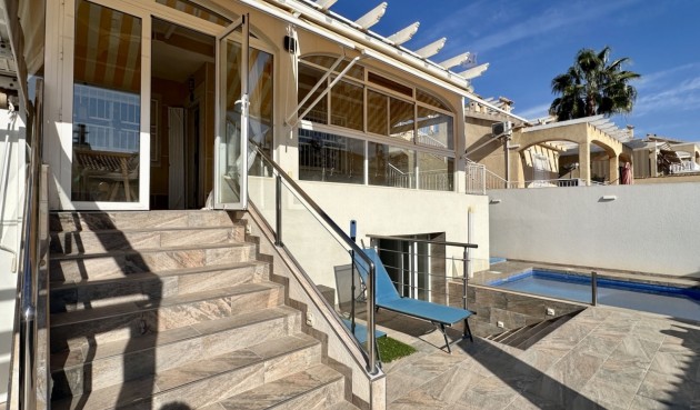 Återförsäljning - Villa -
Orihuela Costa - Costa Blanca