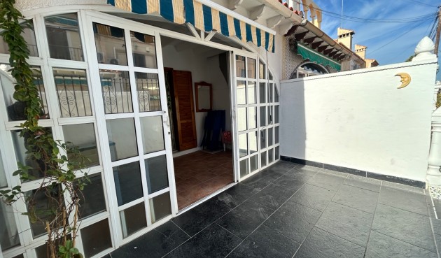 Återförsäljning - Town House -
El Chaparral - Inland