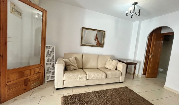 Återförsäljning - Town House -
El Chaparral - Inland