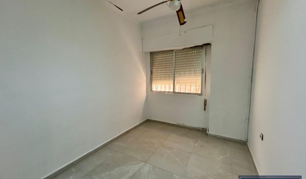 Återförsäljning - Apartment -
Torrevieja - Centro