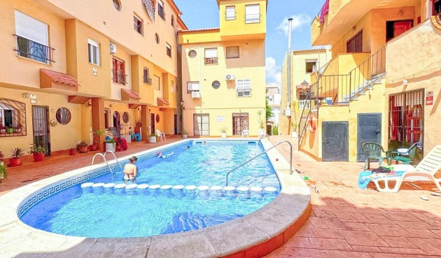 Reventa - Town House -
Torrevieja - Playa del Cura
