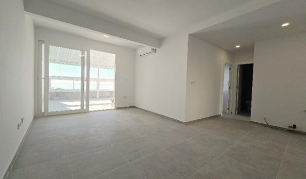 Återförsäljning - Takvåning -
Torrevieja - Playa del Cura