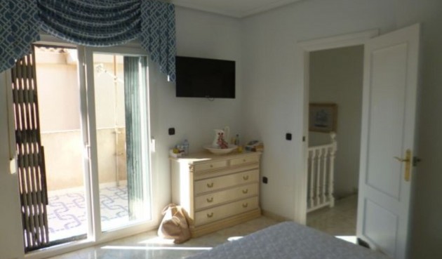 Reventa - Villa -
Playa Flamenca - Costa Blanca