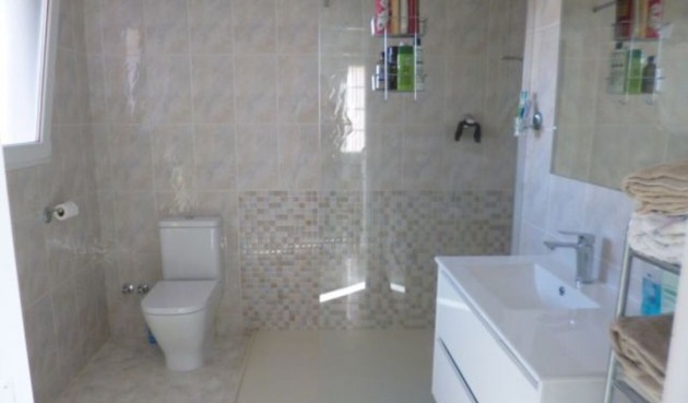 Reventa - Villa -
Playa Flamenca - Costa Blanca