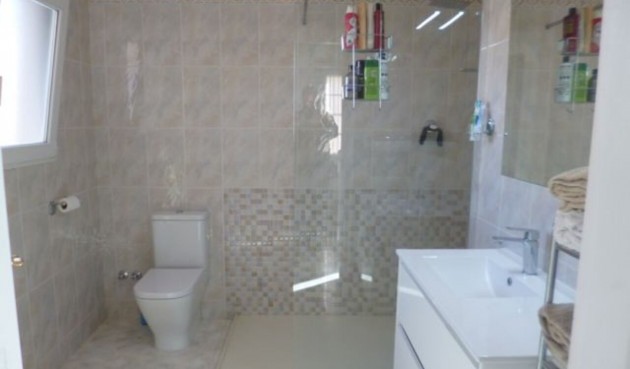 Reventa - Villa -
Playa Flamenca - Costa Blanca