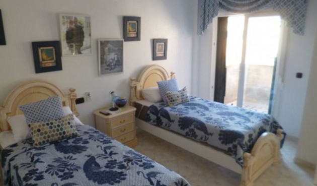 Reventa - Villa -
Playa Flamenca - Costa Blanca