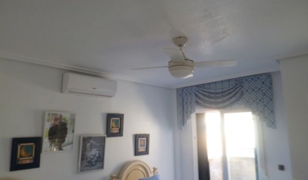 Reventa - Villa -
Playa Flamenca - Costa Blanca