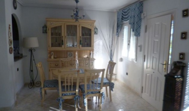Reventa - Villa -
Playa Flamenca - Costa Blanca