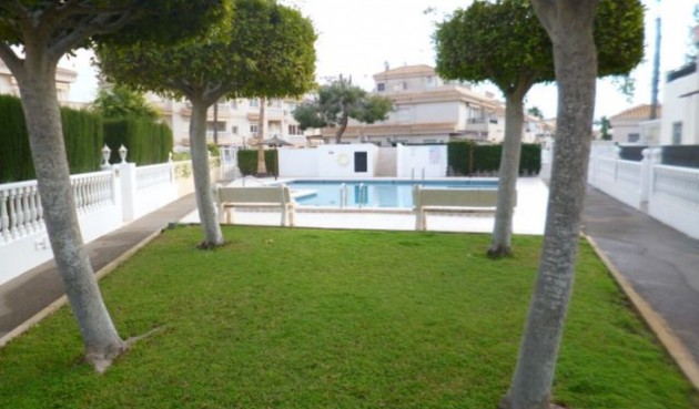 Reventa - Villa -
Playa Flamenca - Costa Blanca