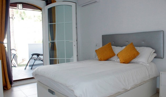 Återförsäljning - Villa -
Orihuela Costa - Costa Blanca