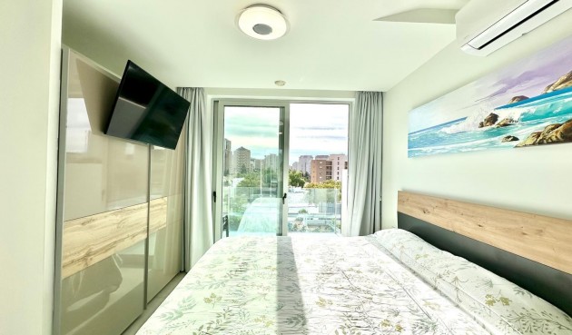 Reventa - Apartment -
Finestrat