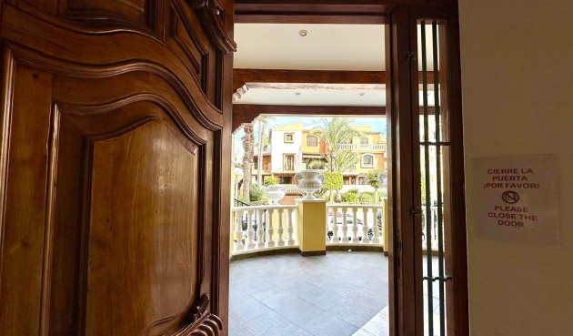 Återförsäljning - Apartment -
Torrevieja - Los Frutales