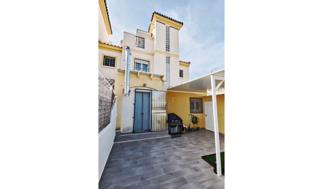 Reventa - Semi Detached -
Guardamar del Segura - El Raso