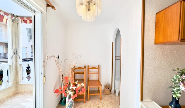Resale - Apartment -
Torrevieja - Centro