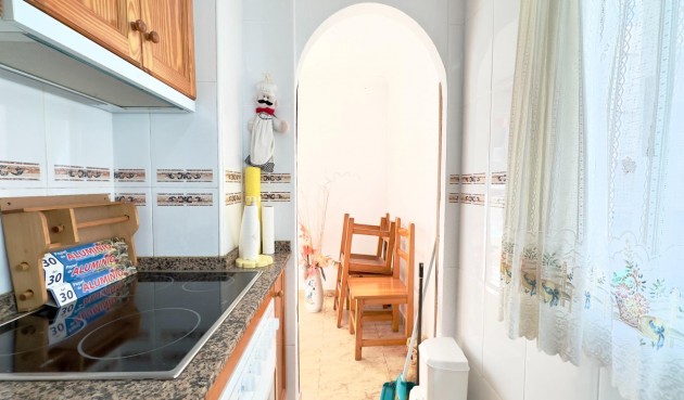 Resale - Apartment -
Torrevieja - Centro