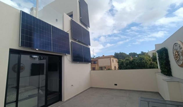 Brukt - Town House -
Villamartin - Costa Blanca