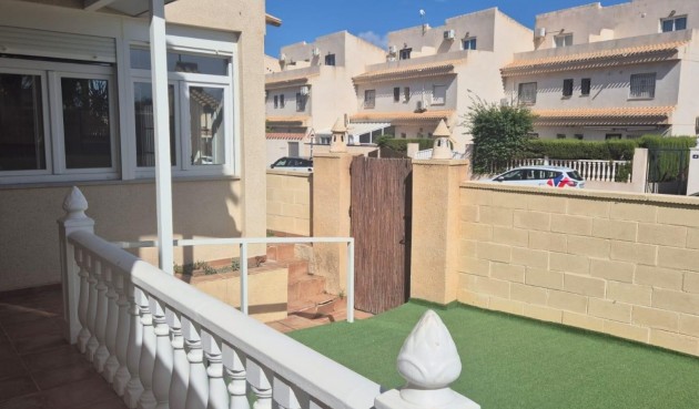 Reventa - Town House -
Orihuela Costa - Costa Blanca