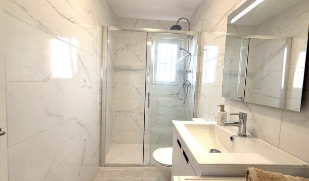 Reventa - Ático -
Torrevieja - Costa Blanca