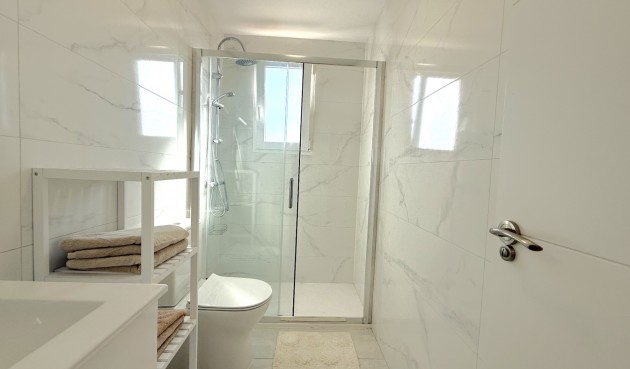 Reventa - Ático -
Torrevieja - Costa Blanca