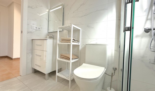 Reventa - Ático -
Torrevieja - Costa Blanca