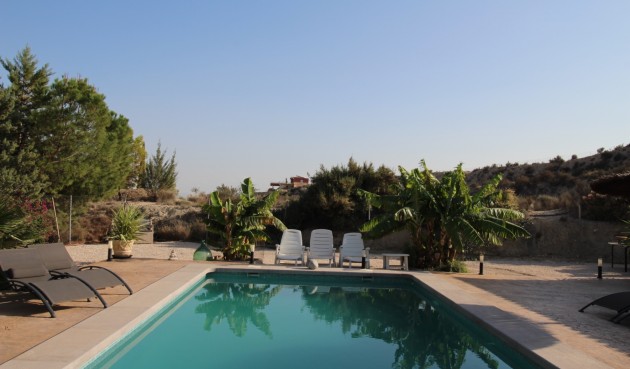 Brukt - Villa -
Fortuna - Inland