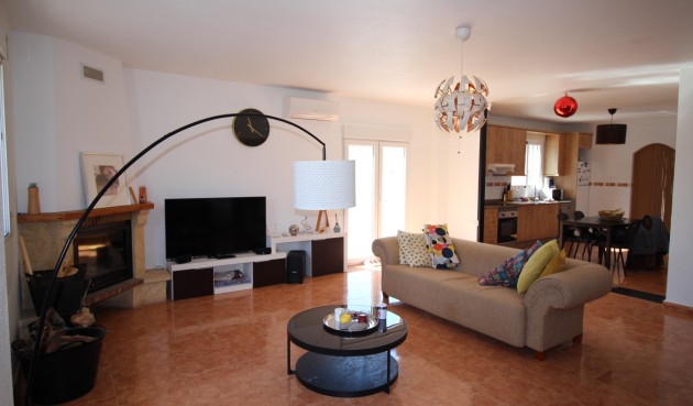 Brukt - Villa -
Fortuna - Inland