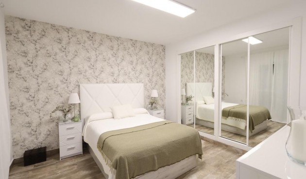 Reventa - Villa -
San Miguel de Salinas - Inland