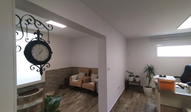 Reventa - Villa -
San Miguel de Salinas - Inland