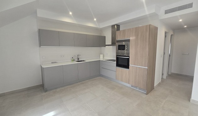 Brukt - Toppleilighet -
Pilar de la Horadada - Costa Blanca