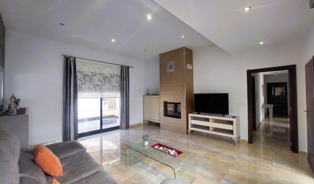 Brukt - Villa -
Pilar de la Horadada - Costa Blanca