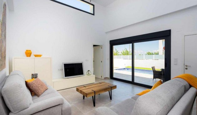 New Build - Villa -
Daya Nueva - Centro