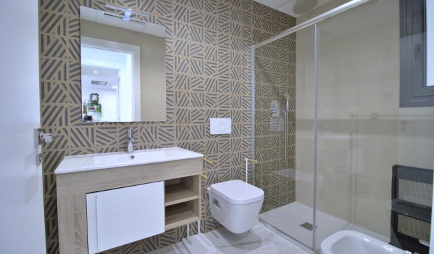 Resale - Apartment -
Orihuela Costa - Punta Prima