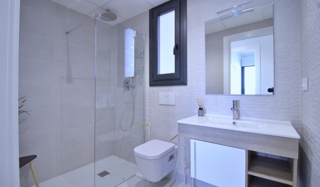 Resale - Apartment -
Orihuela Costa - Punta Prima