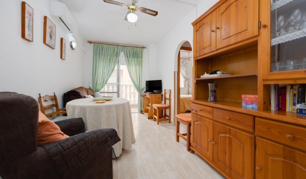 Reventa - Apartment -
Torrevieja - Centro