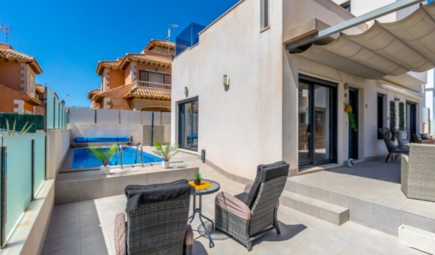 Brukt - Villa -
Torrevieja - Costa Blanca