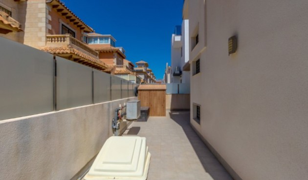 Brukt - Villa -
Torrevieja - Costa Blanca