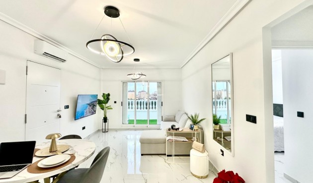 Brukt - Bungalow -
Orihuela Costa - Playa Flamenca Norte