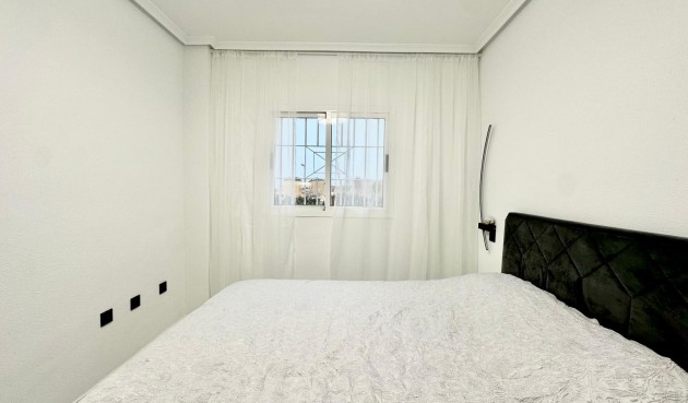 Brukt - Bungalow -
Orihuela Costa - Playa Flamenca Norte