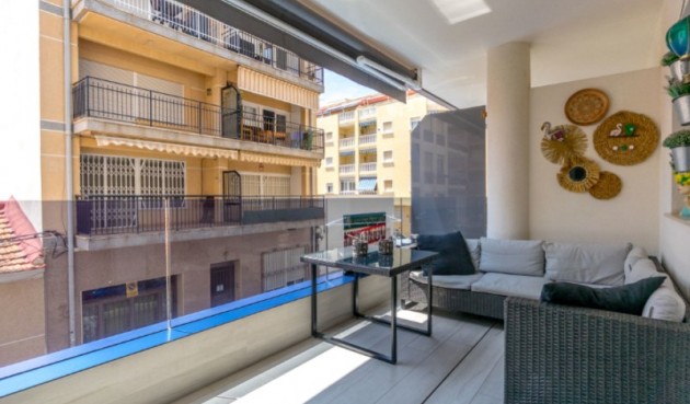 Resale - Apartment -
Torrevieja - Costa Blanca
