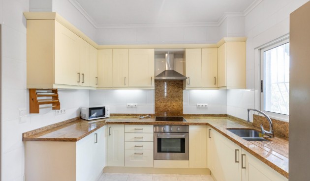 Resale - Villa -
San Fulgencio - Urb. La Marina