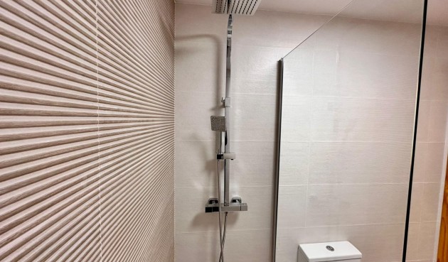 Reventa - Apartment -
Torrevieja - Centro